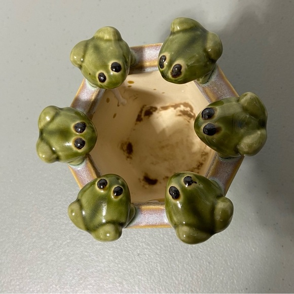 Frog Mini Planter Ceramic Home Decor Outdoor Garden - Picture 7 of 7